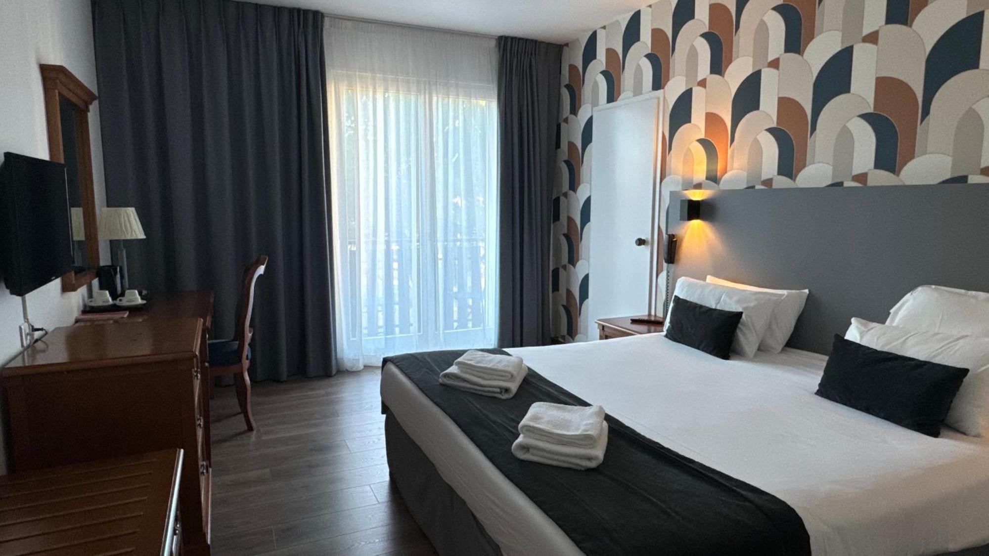 Hotel Le Bourgogne Évian-les-Bains Dış mekan fotoğraf